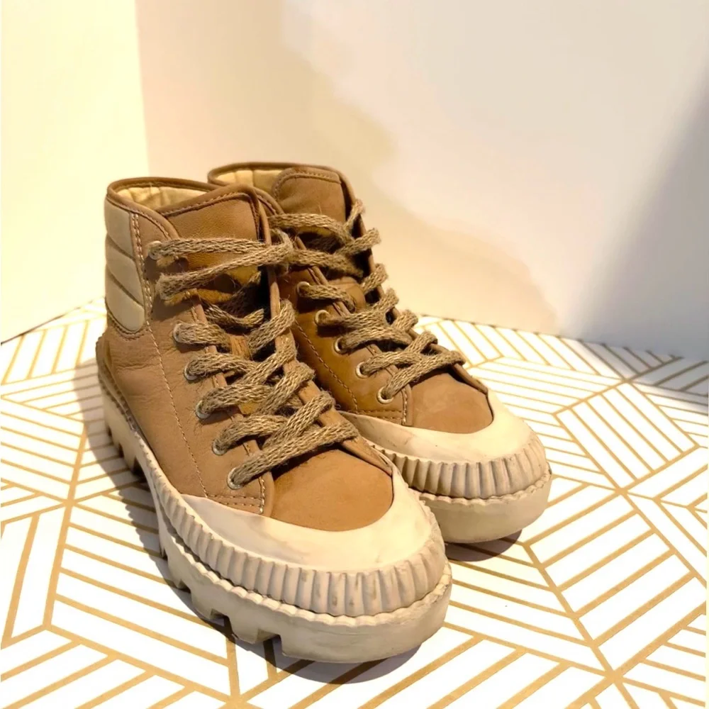 Dolce Vita Ociana high top sneakers - Picture 1 of 4